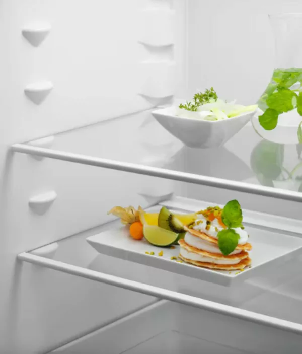 Electrolux KTS5LE16T Série 500 Réfrigérateur encastrable Coldsense avec congélateur cm. 55 heures. 158 - selon 249 – Image 3